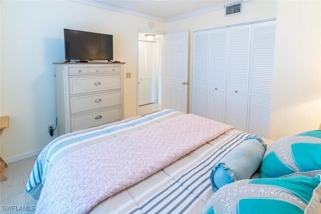 Foto del edificio - 774 Wiggins Lake Dr