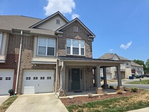 Building Photo - 9804 Blackwell Dr