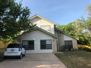 Building Photo - 8100 Red Willow Dr