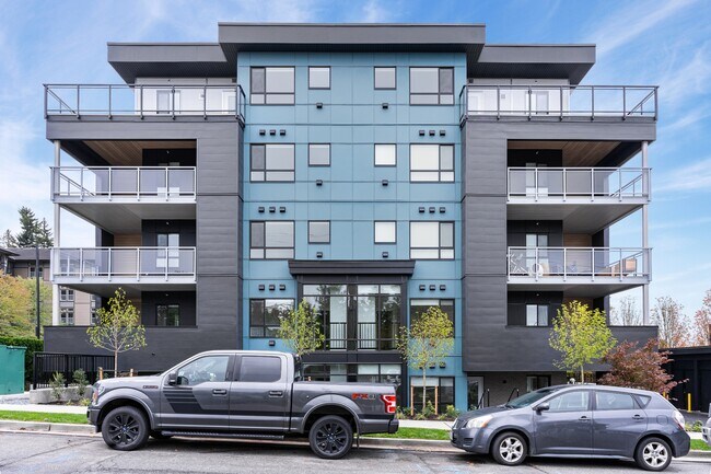 Photo du bâtiment - 33886-33886 Pine St