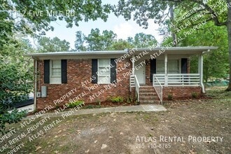 Building Photo - 1312 5 Mile Rd