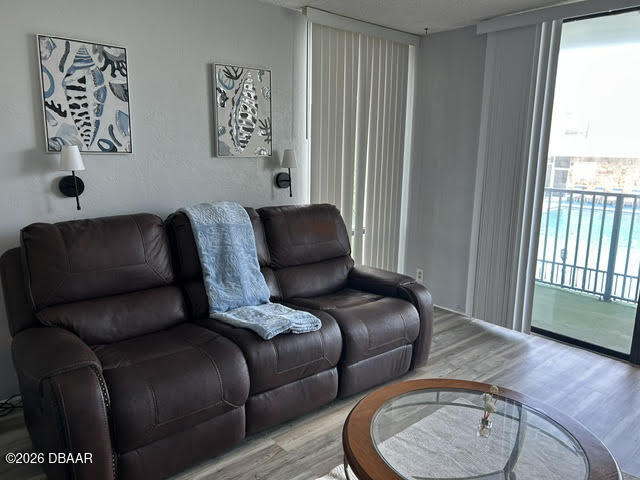 Foto del edificio - 1429 N Atlantic Ave