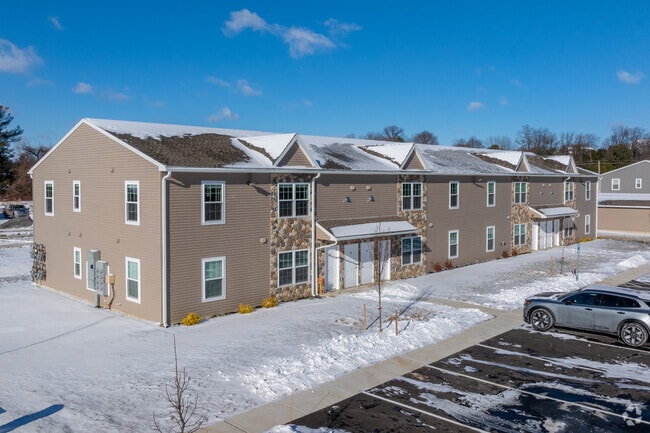 Building Photo - Towns Edge Apartments