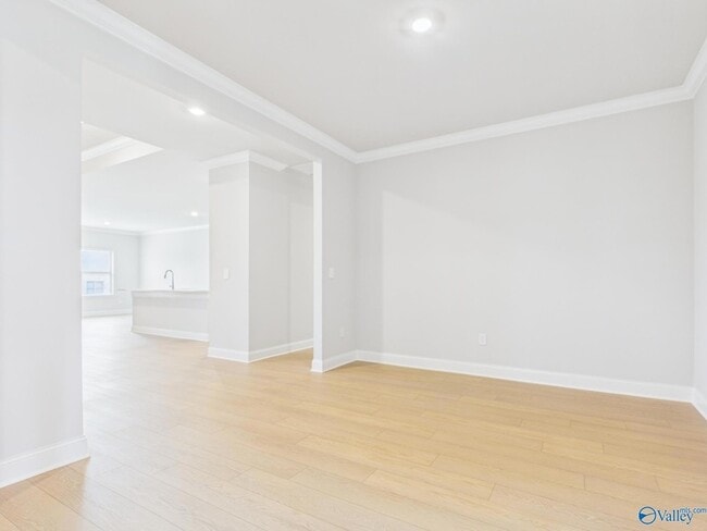 Building Photo - 22567 Donahue Dr