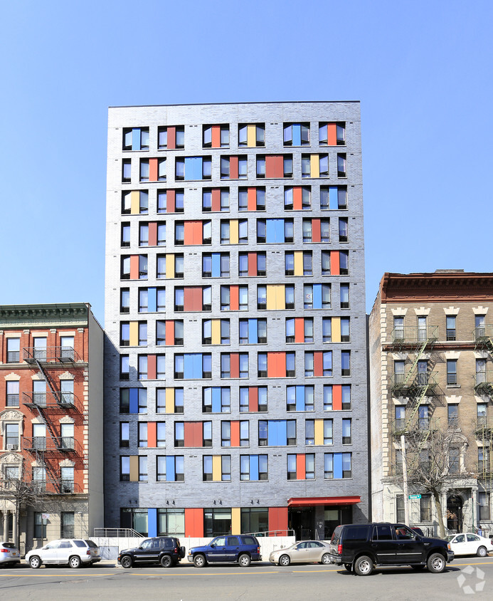 Building Photo - Boston Road Apartments