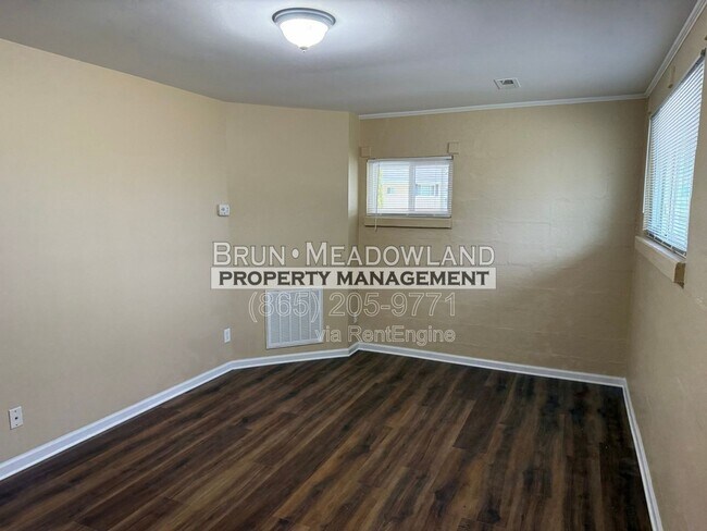 Foto del edificio - 2101 Belt Rd