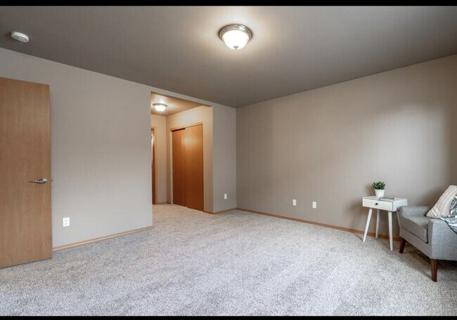 Building Photo - 544 Cherokee