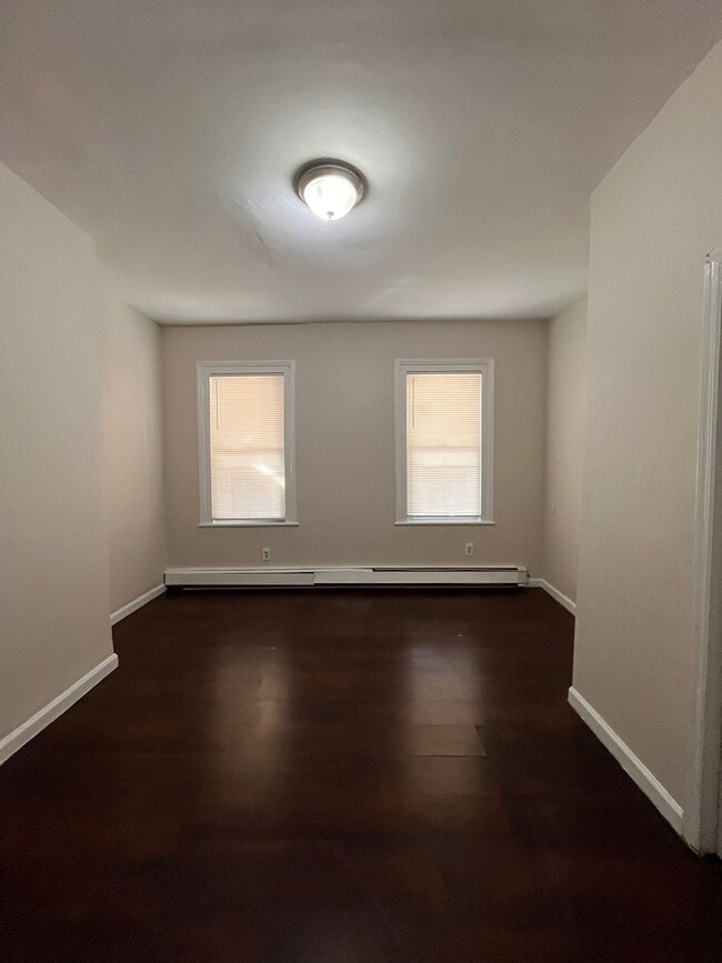 Foto del edificio - 138 Fulton Ave