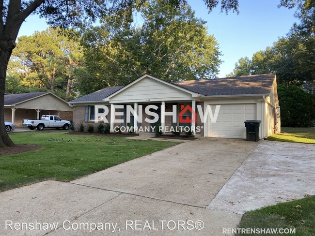 Building Photo - 3 br, 1.5 bath House - 1058 Greenview Rd