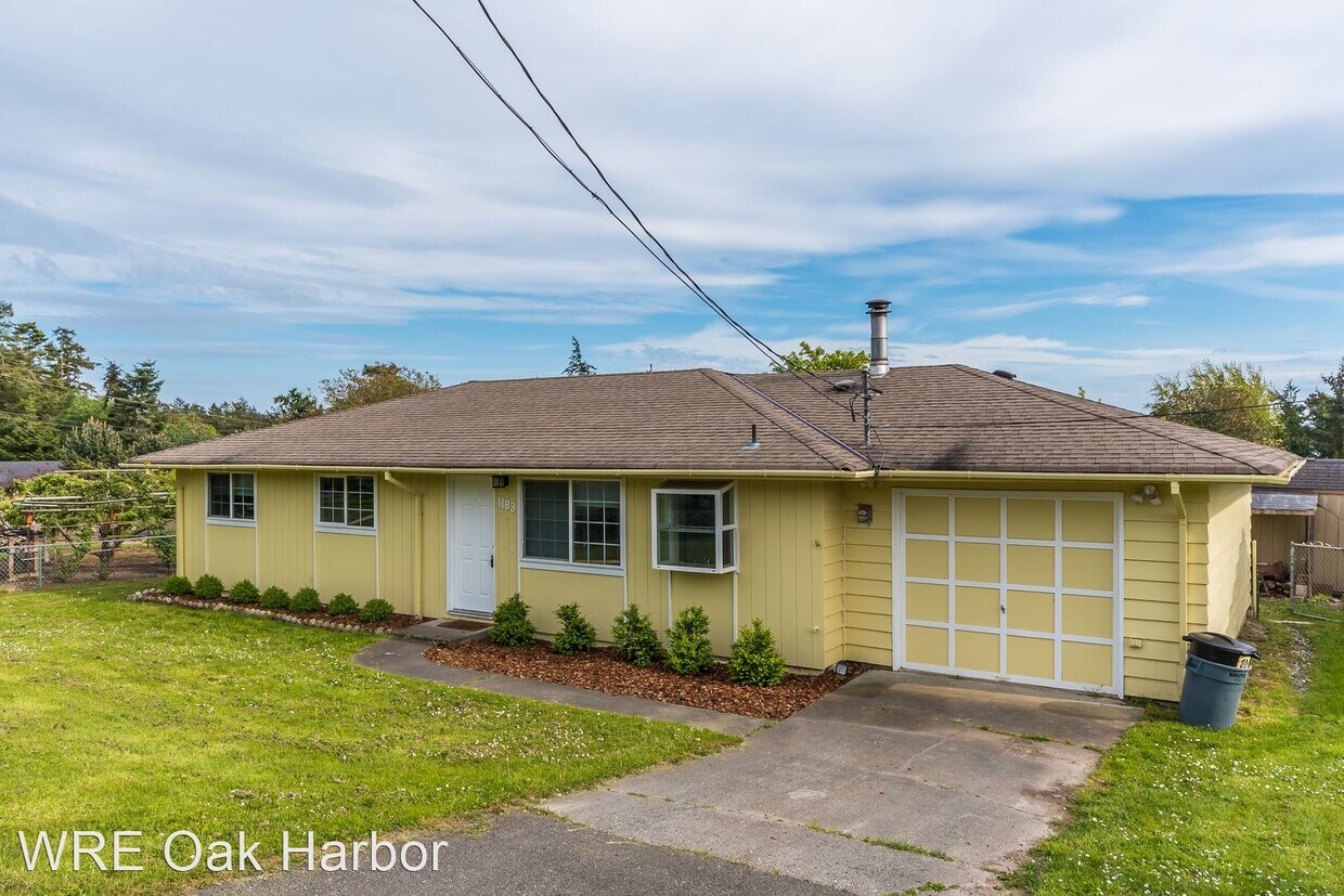 Foto principal - 3 br, 2 bath House - 1183 Wildwood Drive