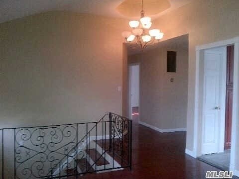 Foto del edificio - 513 Pulaski Rd