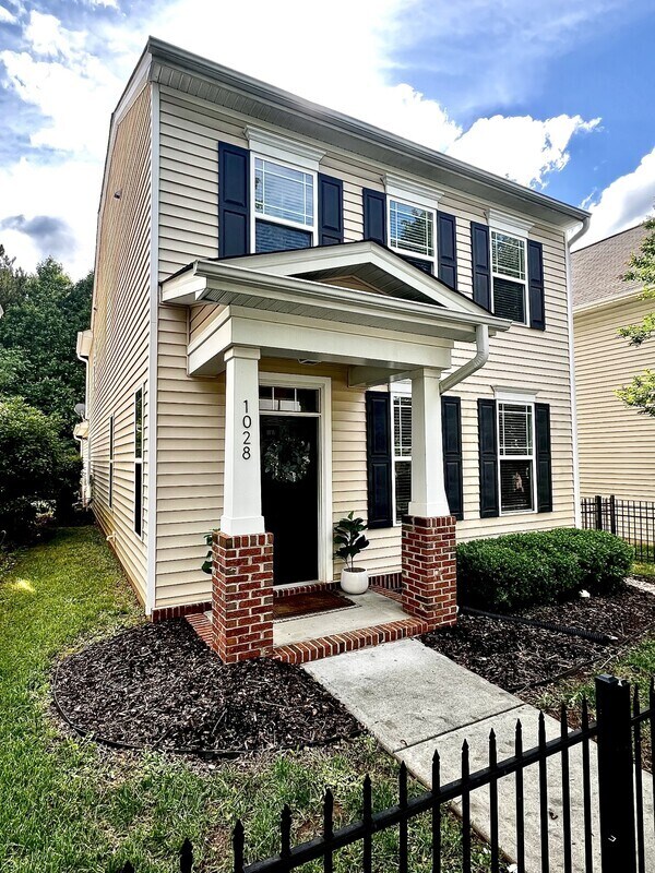 Foto principal - 1028 Ileagnes Rd