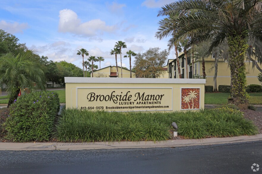 Brookside Manor Apartments Rentals Brandon, FL