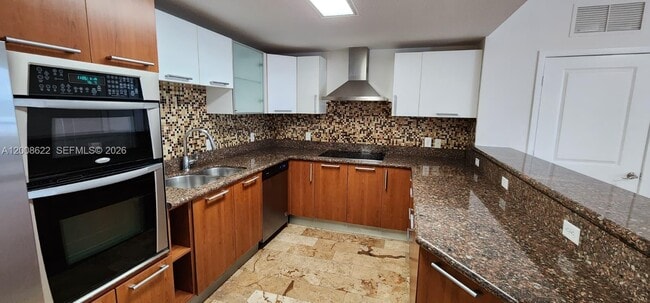 Foto del edificio - 170 SE 14th St