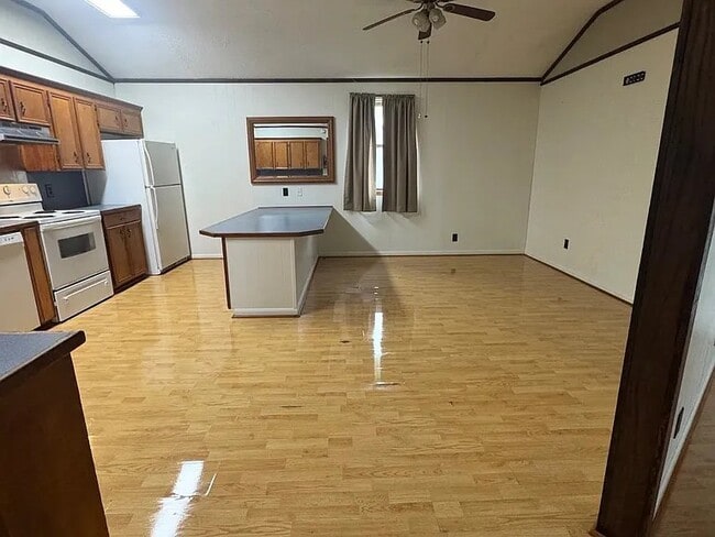 Building Photo - 3085 Long Leaf Dr