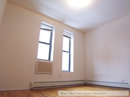 Primary Photo - 200 W 88th St