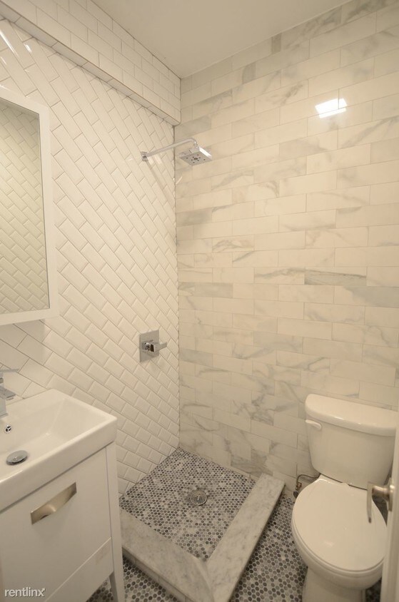 Foto del edificio - 1507 Nostrand Ave
