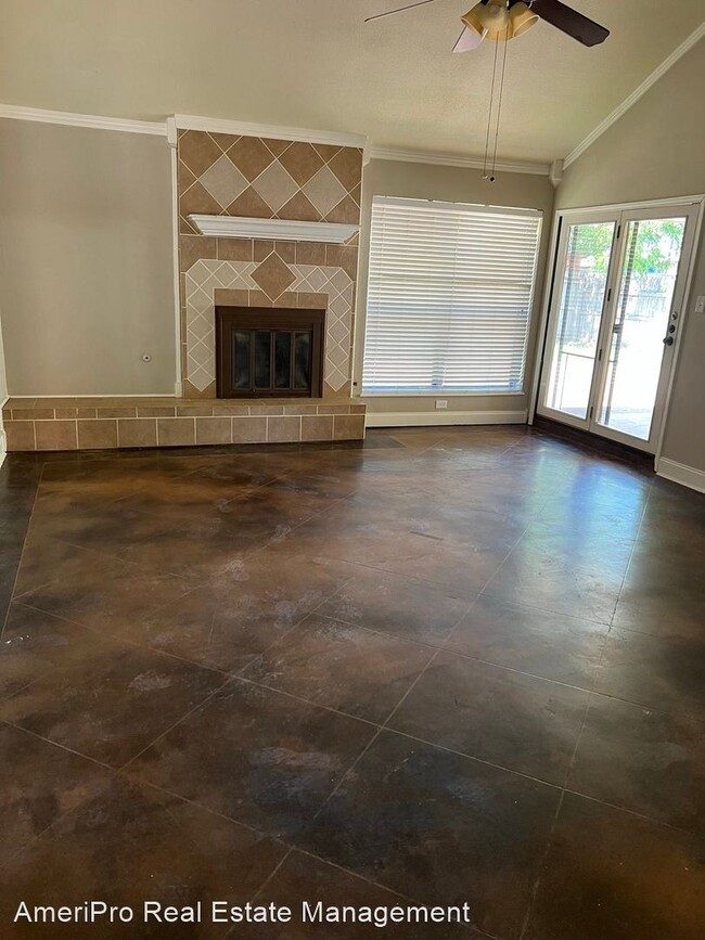 Building Photo - 3 br, 2 bath House - 2017 S.32nd