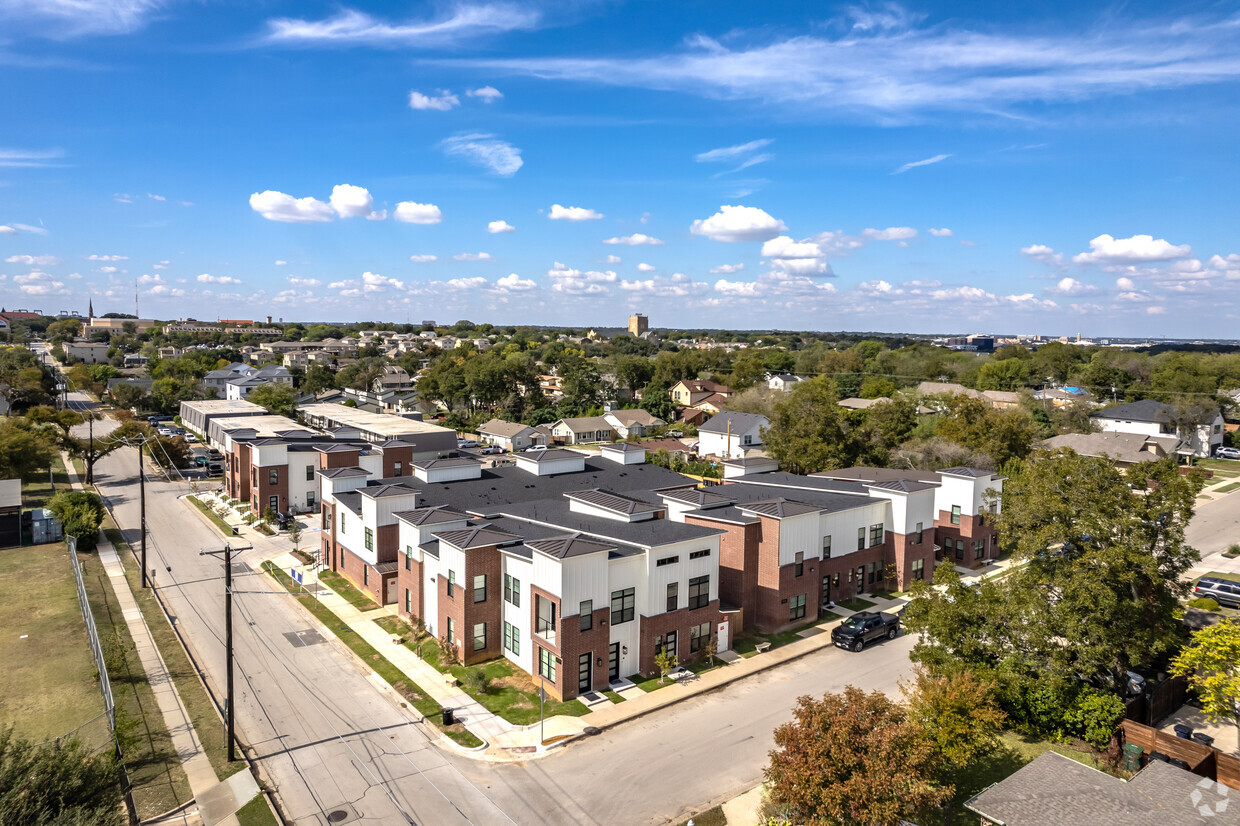 Aerial Photo - M25 Apartments