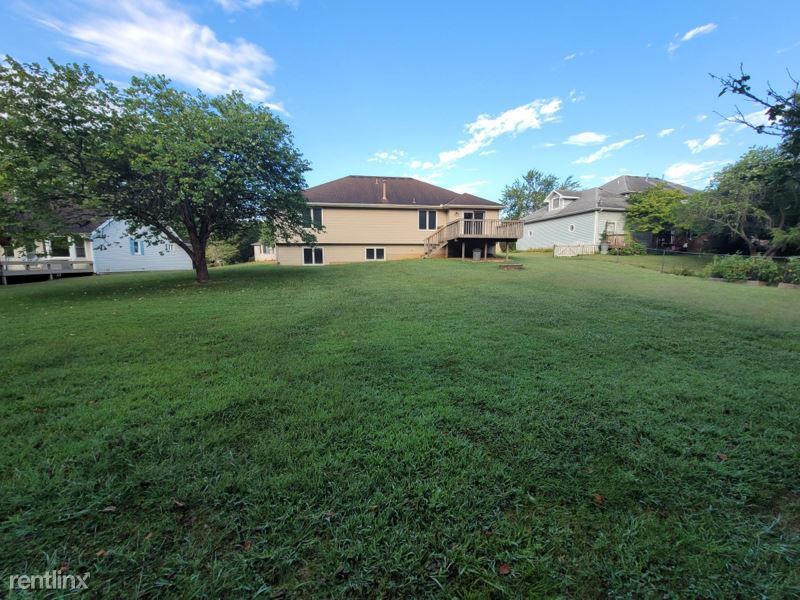 Primary Photo - 4 br, 3 bath House - 956 S Greentree Ave