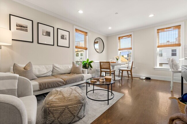 Foto del edificio - 153 Everett St