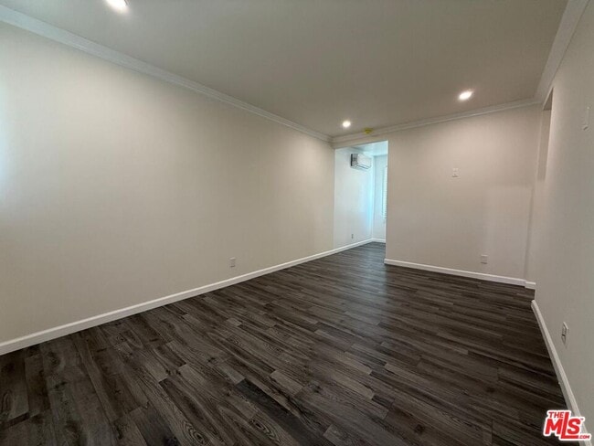 Building Photo - 1669 N Hollywood Way