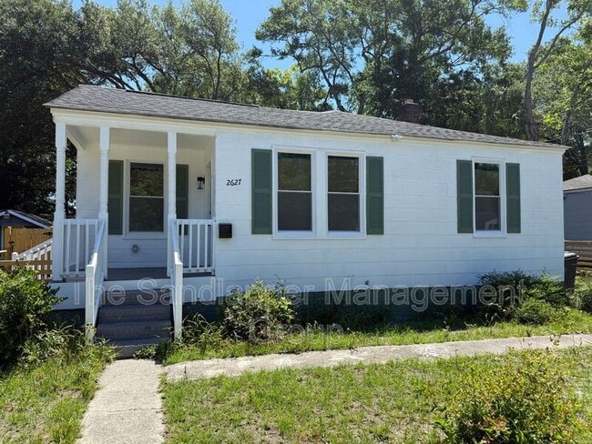 Building Photo - 2627 Madden Dr