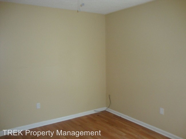 Building Photo - 3 br, 1 bath House - 4174 Double Tree