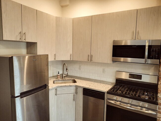 Foto del edificio - 158 6th St