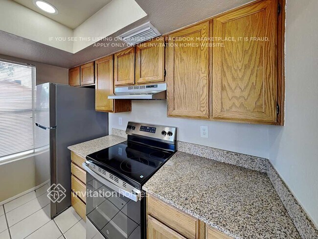 Foto del edificio - 11002 N 65th Ave