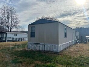 Building Photo - 1788 Bradford Dr