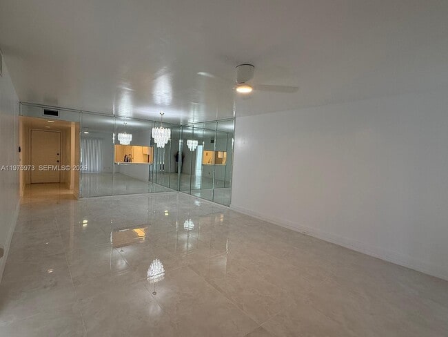 Building Photo - 12600 SW 5th Ct