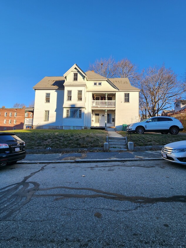 Building Photo - 96 Myrtle Ave.