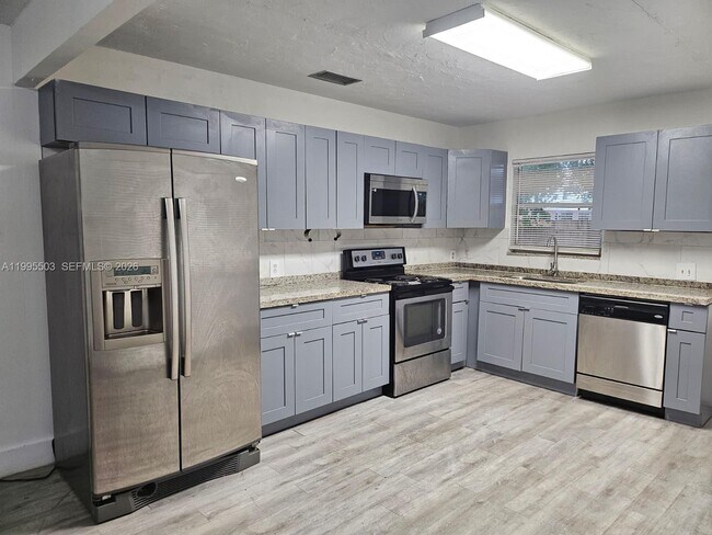 Foto del edificio - 209 SW 9th St