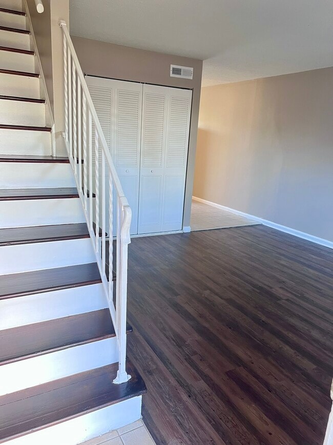 Foto del edificio - 309 N Marshall Ave