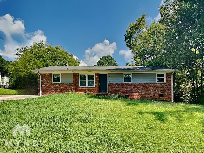 Building Photo - 838 Cone Rd