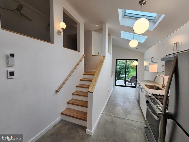 Foto del edificio - 1048 Prospect St