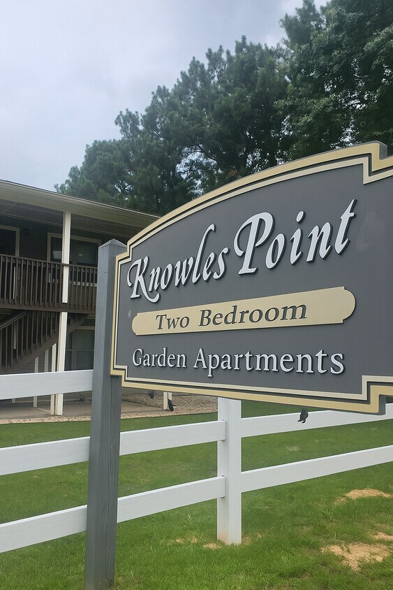 Foto principal - Knowles Pointe Apartments