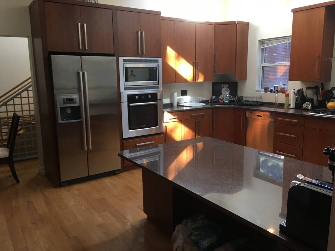 Primary Photo - 7 Hackensack Terrace