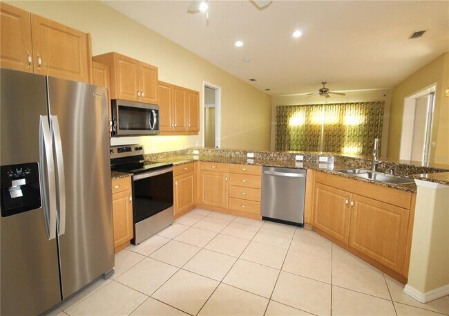 Foto del edificio - 5615 Eastwind Dr