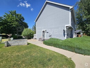 Building Photo - 4132 S Richfield Way