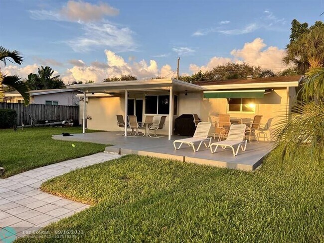 Foto del edificio - 3331 NW 18th Ave