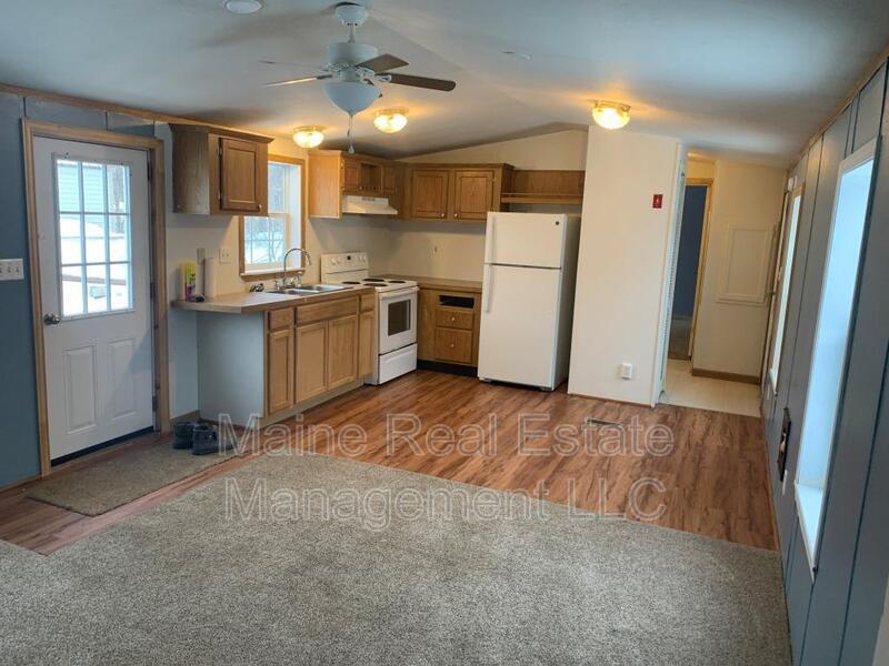 37 Pheasant Hill Trailer Park, Milford, ME 04461 House Rental in