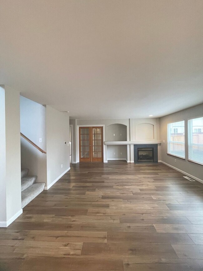 Foto del edificio - 4bd/2.5ba Renton Home