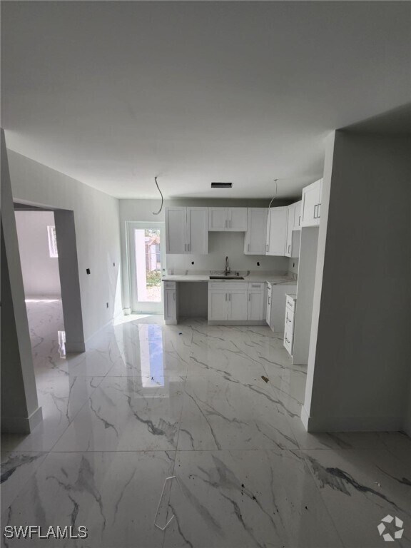 Building Photo - 424 Alabama Rd S