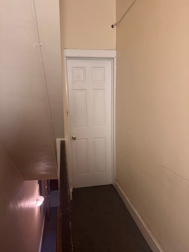 Photo - 160 Sumac St Apartment