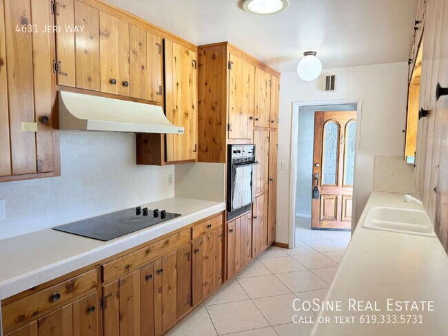 Foto del edificio - 4631 Jeri Way