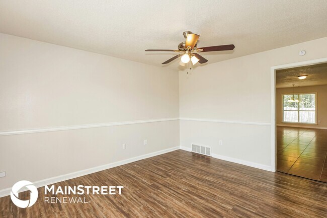 Foto del edificio - 4448 Kingsmen Cove