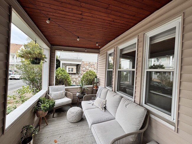 Building Photo - 24 Teele Ave