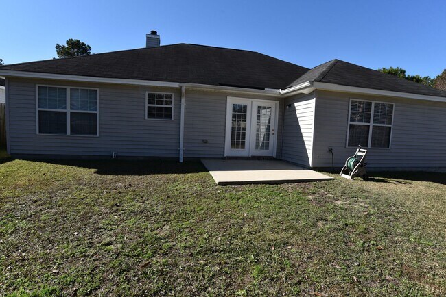 Building Photo - Rent Ready Home!